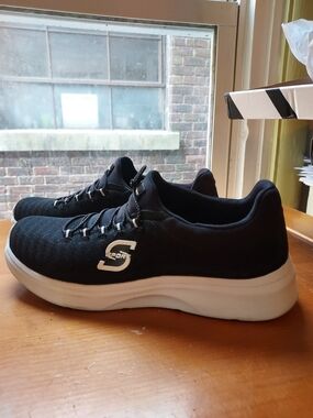 Skechers Sport Men's Black Lightweight Slip-On Sneaker
